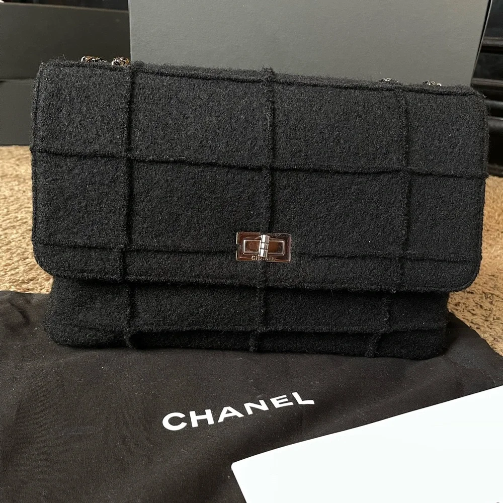 Chanel Chocolate Bar Mademoiselle Black Flap Bag Quilted Wool Jumbo - Picture 1 of 12